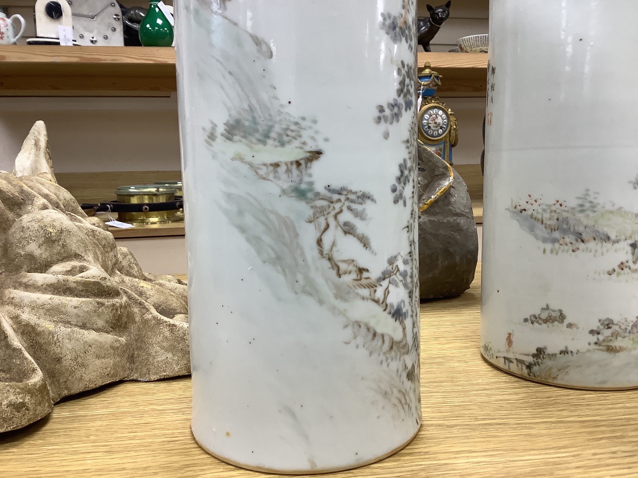 A pair of Chinese cylindrical porcelain vases, height 28cm